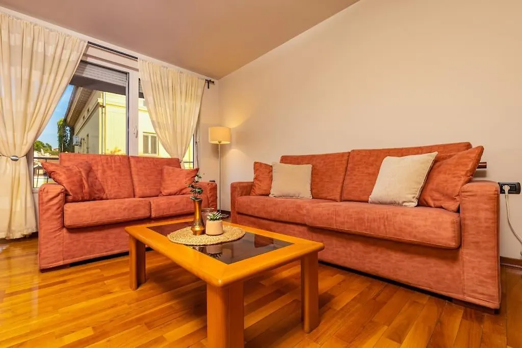 La Primavera Spacious Apartment Plovdiv